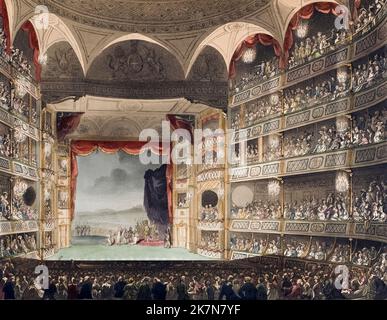 Drury Lane Theatre. Ca. 1808. Nach einem Werk von August Pugin und Thomas Rowlandson im Londoner Mikrokosmos, erschienen in drei Bänden zwischen 1808 und 1810 bei Rudolph Ackermann. Pugin war der Künstler, der für die architektonischen Elemente in den Mikrokosmos-Bildern verantwortlich war; Thomas Rowlandson wurde beauftragt, die lebendigen menschlichen Figuren hinzuzufügen. Stockfoto