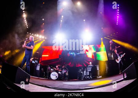 Mailand Italien. 17. Oktober 2022. Die englische Band DEEP PURPLE spielt live auf der Bühne des Mediolanum Forums während „The Whoosh! Tour“ Stockfoto