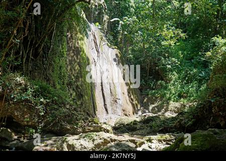 los Cocos Wasserfall in samana in der dominikanischen republik Stockfoto