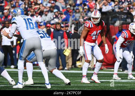 Foxborough, Massachusetts, USA. 9. Oktober 2022. Massachusetts, USA; New England Patriots Linebacker Jahlani Tavai (48) in Game Action in Foxborough, Massachusetts. Eric Canha/CSM/Alamy Live News Stockfoto