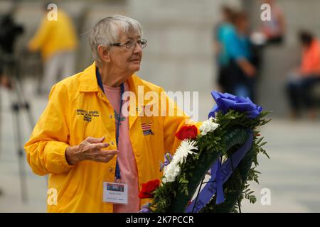 LT. Col im Ruhestand, Marilyn L. Steffel von den Vereinigten Staaten startet Air Force,85, besucht am 4.. Oktober 20 mit dem Honor Flight Programm das Denkmal des Zweiten Weltkriegs Stockfoto