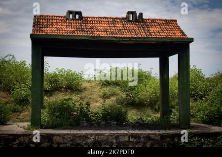 Feuerbestattungsgebiet, in dem die Leichen nach den letzten Riten im offenen Scheiterhaufen verbrannt werden. Stockfoto