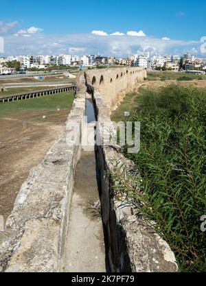 Kamares Aqueduct, (Bekir Pasha Aqueduct) Larnaca, Zypern Stockfoto