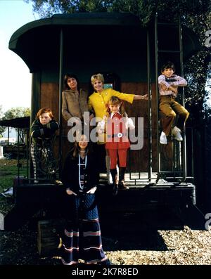 Danny Bonaduce, David Cassidy, Susan Dey, Shirley Jones, Suzanne Crough & Jeremy Gelbwaks Television: The Partridge Family (TV-Serie) Charaktere: Danny Partridge, Keith Douglas Partridge, Laurie Partridge, Shirley Renfrew Partridge, Tracy Partridge, Christopher 'Chris' Partridge USA 1970-1974, 25. September 1970 **WARNUNG** Dieses Foto ist nur für redaktionelle Verwendung bestimmt und unterliegt dem Copyright von ABC und/oder dem von der Film- oder Produktionsfirma beauftragten Fotografen.Es kann nur von Publikationen im Zusammenhang mit der Bewerbung des oben genannten Films reproduziert werden. Eine obligatorische Gutschrift an ABC ist erforderlich. Stockfoto