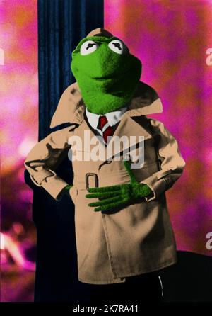 Kermit Film The Muppet Movie (USA/UK 1979) Regie: James Frawley 31. Mai 1979 **WARNUNG** dieses Foto ist nur für redaktionelle Zwecke bestimmt und unterliegt dem Urheberrecht von MITARBEITERN VON HENSON und/oder dem Fotografen, der von der Film- oder Produktionsgesellschaft beauftragt wurde. Es kann nur durch Veröffentlichungen in Verbindung mit der Werbung für den oben genannten Film reproduziert werden. Eine obligatorische Gutschrift für HENSON-MITARBEITER ist erforderlich. Der Fotograf sollte ebenfalls angerechnet werden, wenn er bekannt ist. Ohne schriftliche Genehmigung der Film Company kann keine kommerzielle Nutzung gewährt werden. Stockfoto