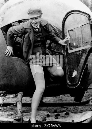 Sally Kellerman Film Mash; M*A*S*H (USA 1970) Charaktere: Major Margaret 'Hot Lips' O'Houlihan Regie: Robert Altman 25. Januar 1970 **WARNUNG** dieses Foto ist nur für redaktionelle Zwecke bestimmt und unterliegt dem Copyright von 20TH CENTURY FOX und/oder der Fotografin, die von der Film or Production Company beauftragt wurde. Eine obligatorische Gutschrift für 20TH CENTURY FOX ist erforderlich. Der Fotograf sollte ebenfalls angerechnet werden, wenn er bekannt ist. Ohne schriftliche Genehmigung der Film Company kann keine kommerzielle Nutzung gewährt werden. Stockfoto