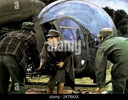 Sally Kellerman Film Mash; M*A*S*H (USA 1970) Charaktere: Major Margaret 'Hot Lips' O'Houlihan Regie: Robert Altman 25. Januar 1970 **WARNUNG** dieses Foto ist nur für redaktionelle Zwecke bestimmt und unterliegt dem Copyright von 20TH CENTURY FOX und/oder der Fotografin, die von der Film or Production Company beauftragt wurde. Eine obligatorische Gutschrift für 20TH CENTURY FOX ist erforderlich. Der Fotograf sollte ebenfalls angerechnet werden, wenn er bekannt ist. Ohne schriftliche Genehmigung der Film Company kann keine kommerzielle Nutzung gewährt werden. Stockfoto