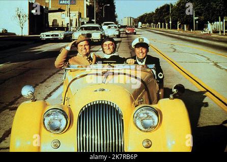 Dom Deluise, Marty Feldman & Mel Brooks Film: Stummfilm (1977) Charaktere: Dom Bell,Marty Eggs & Mel Funn Regie: Mel Brookes 16 June 1976 **WARNUNG** Dieses Foto ist nur für den redaktionellen Gebrauch bestimmt und unterliegt dem Copyright von 20. CENTURY FOX und/oder des Fotografen, der von der Film- oder Produktionsfirma beauftragt wurde, und kann nur durch Publikationen im Zusammenhang mit der Bewerbung des oben genannten Films reproduziert werden. Eine obligatorische Gutschrift an 20. CENTURY FOX ist erforderlich. Der Fotograf sollte auch bei Bekanntwerden des Fotos gutgeschrieben werden. Ohne schriftliche Genehmigung der Film Company kann keine kommerzielle Nutzung gewährt werden. Stockfoto