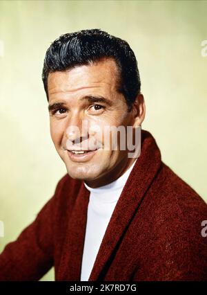 James Garner Television: The Rockford Files (TV-Serie) Charaktere: Jim Rockford USA 1974-1980, / 1978 13. September 1974 **WARNUNG** Dieses Foto ist nur für den redaktionellen Gebrauch bestimmt und unterliegt dem Copyright von NBC und/oder dem von der Film- oder Produktionsfirma beauftragten Fotografen.Es kann nur durch Publikationen im Zusammenhang mit der Bewerbung des oben genannten Films reproduziert werden. Eine obligatorische Gutschrift an NBC ist erforderlich. Der Fotograf sollte auch bei Bekanntwerden des Fotos gutgeschrieben werden. Ohne schriftliche Genehmigung der Film Company kann keine kommerzielle Nutzung gewährt werden. Stockfoto