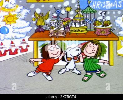 Marcie, Snoopy & Pfefferminzpatty Film es ist der Osterbeagle, Charlie Brown! (TV-Film) Charaktere: Marcie,Snoopy & USA 1974, Regie: Phil Roman 09. April 1974 **WARNUNG** dieses Foto ist nur für redaktionelle Zwecke bestimmt und unterliegt dem Urheberrecht von CBS und/oder dem Fotografen, der von der Film- oder Produktionsgesellschaft beauftragt wurde. Es kann nur durch Veröffentlichungen in Verbindung mit der Werbung für den oben genannten Film reproduziert werden. Eine obligatorische Gutschrift an CBS ist erforderlich. Der Fotograf sollte ebenfalls angerechnet werden, wenn er bekannt ist. Ohne schriftliche Genehmigung der Film Company kann keine kommerzielle Nutzung gewährt werden. Stockfoto