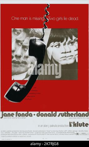 Donald Sutherland & Jane Fonda Poster Film: Klute (USA 1971) Charaktere: John Klute, Bree Daniels Regie: Alan J. Pakula 23 June 1971 **WARNUNG** Dieses Foto ist nur für redaktionelle Zwecke bestimmt und unterliegt dem Copyright von WARNER BROS und/oder des Fotografen, der von der Film- oder Produktionsfirma beauftragt wurde, und kann nur von Publikationen im Zusammenhang mit der Bewerbung des oben genannten Films reproduziert werden. Eine obligatorische Gutschrift an WARNER BROS ist erforderlich. Der Fotograf sollte auch bei Bekanntwerden des Fotos gutgeschrieben werden. Ohne schriftliche Genehmigung der Film Company kann keine kommerzielle Nutzung gewährt werden. Stockfoto