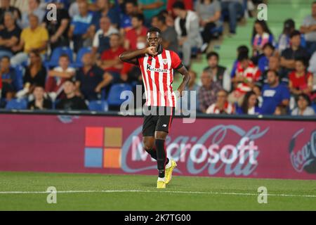 Getafe, Spanien. 18. Oktober 2022. Inaki Williams (Bilbao) Fußball/Fußball : Inaki Williams feiert nach seinem Tor beim spanischen 'La Liga Santander'-Spiel zwischen Getafe CF 2-2 Athletic Club de Bilbao im Coliseum Alfonso Perez in Getafe, Spanien . Quelle: Mutsu Kawamori/AFLO/Alamy Live News Stockfoto