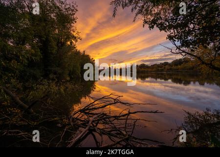 Sonnenuntergang über Ely, von den Roswell Pits aus gesehen Stockfoto