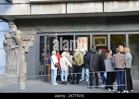 Berlin, Deutschland - 16. Oktober 2022 - Berlin Dungeon Touristenattraktion in der Spandauer Straße in Mitte. (Markku Rainer Peltonen) Stockfoto