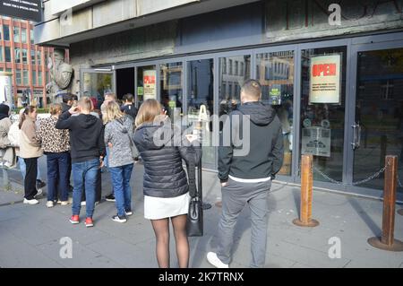 Berlin, Deutschland - 16. Oktober 2022 - Berlin Dungeon Touristenattraktion in der Spandauer Straße in Mitte. (Markku Rainer Peltonen) Stockfoto