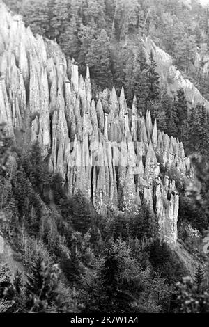 Die Rittner Erdpyramiden bei Bozen, Südtirol, 1967.die Rittner Erdpyramiden bei Bozen, Südtirol, 1967. Stockfoto