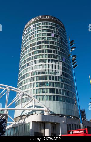 Blick auf die Rotunde vom Bull Ring Shopping Centre in Birmingham Stockfoto