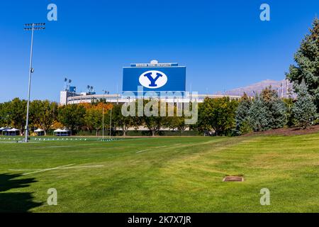 Provo, Utah - 14. Oktober 2022: Lavell Edwards Stadium auf dem Campus der Brigham Young University, BYU, in Provo, Utah Stockfoto
