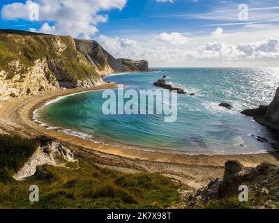 Blick auf den man O'war Beach und St. Oswald's Bay in Dorset. Stockfoto