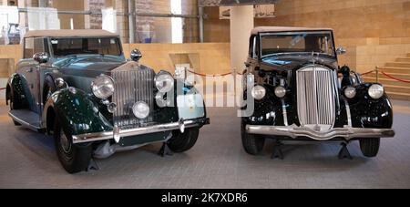 VintageRolls Royce und Mercedes Masmak Palace Riyadh Saudi-Arabien Stockfoto