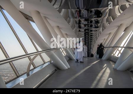 Sky Bridge Kingdom Tower Gebäude Riad Saudi-Arabien Stockfoto