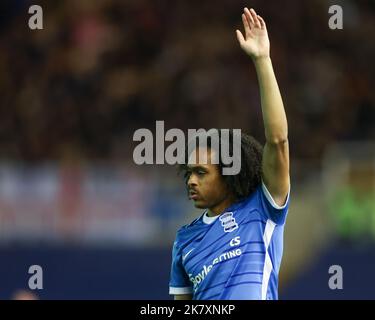 Birmingham, Großbritannien. 19. Oktober 2022. Tahith Chong #18 von Birmingham City während des Sky Bet Championship-Spiels Birmingham City gegen Burnley in St Andrews, Birmingham, Großbritannien, 19.. Oktober 2022 (Foto von Simon Bissett/News Images) in Birmingham, Großbritannien am 10/19/2022. (Foto von Simon Bissett/News Images/Sipa USA) Quelle: SIPA USA/Alamy Live News Stockfoto