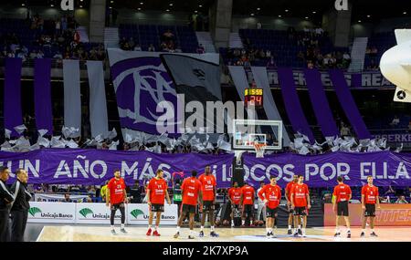 Madrid, Spanien. 19. Oktober 2022. 19.. Oktober 2022; Wizink Center; Madrid; Spanien; Turkish Airlines Euroleague Basketball; Real Madrid gegen Olympiacos piräus; 900/Cordon Pressequelle: CORDON PRESS/Alamy Live News Stockfoto