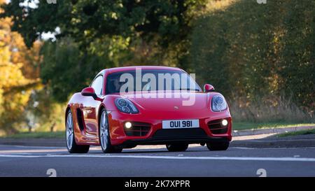 2014 klassisch roter Porsche Cayman Stockfoto