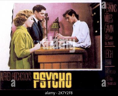 Filmposter Film Psycho (USA 1960) Regie: Alfred Hitchcock 29. Januar 1960 **WARNUNG** dieses Foto ist nur für redaktionelle Zwecke bestimmt und unterliegt dem Urheberrecht von UNIVERSAL und/oder dem Fotografen, der von der Film- oder Produktionsgesellschaft beauftragt wurde. Es kann nur durch Veröffentlichungen in Verbindung mit der Werbung für den oben genannten Film reproduziert werden. Eine obligatorische Gutschrift für UNIVERSAL ist erforderlich. Der Fotograf sollte ebenfalls angerechnet werden, wenn er bekannt ist. Ohne schriftliche Genehmigung der Film Company kann keine kommerzielle Nutzung gewährt werden. Stockfoto
