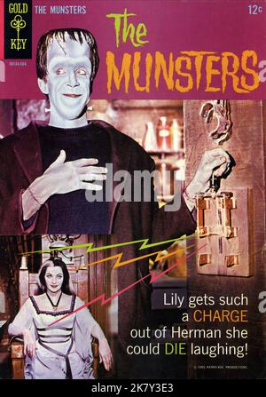 Fred Gwynne & Yvonne De Carlo Television: The Munsters (TV-Serie) Charaktere: Herman Munster, Lily Munster USA 1964-1966, 24. September 1964 **WARNUNG** Dieses Foto ist nur für redaktionelle Verwendung bestimmt und unterliegt dem Copyright von CBS und/oder dem von der Film- oder Produktionsfirma beauftragten Fotografen.Es kann nur durch Publikationen im Zusammenhang mit der Bewerbung des oben genannten Films reproduziert werden. Eine obligatorische Gutschrift an CBS ist erforderlich. Der Fotograf sollte auch bei Bekanntwerden des Fotos gutgeschrieben werden. Ohne schriftliche Genehmigung der Film Company kann keine kommerzielle Nutzung gewährt werden. Stockfoto