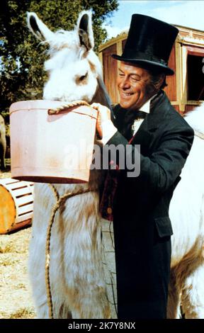 REX Harrison Film Doctor Dolittle (USA 1967) Charaktere: Dr. John Dolittle Regie: Richard Fleischer 05. Dezember 1967 **WARNUNG** dieses Foto ist nur für redaktionelle Zwecke bestimmt und unterliegt dem Copyright von 20TH CENTURY FOX und/oder dem Fotografen, der von der Film or Production Company beauftragt wurde. Es kann nur durch Veröffentlichungen in Verbindung mit der Werbung für den obigen Film reproduziert werden. Eine obligatorische Gutschrift für 20TH CENTURY FOX ist erforderlich. Der Fotograf sollte ebenfalls angerechnet werden, wenn er bekannt ist. Ohne schriftliche Genehmigung der Film Company kann keine kommerzielle Nutzung gewährt werden. Stockfoto