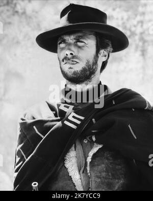 Clint Eastwood Film: Für Ein paar Dollar mehr; per qualche Dollaro in Piu (per qualche dollaro in piu) Charaktere: Joe IT/Es/De 1965, Regie: Sergio Leone 18 December 1965 **WARNUNG** Dieses Foto ist nur für den redaktionellen Gebrauch bestimmt und unterliegt dem Copyright von UNITED ARTISTS und/oder dem Fotografen, der von der Film- oder Produktionsfirma beauftragt wurde und kann nur von Publikationen im Zusammenhang mit der Bewerbung des oben genannten Films reproduziert werden. Eine obligatorische Gutschrift für UNITED ARTISTS ist erforderlich. Der Fotograf sollte auch bei Bekanntwerden des Fotos gutgeschrieben werden. Eine kommerzielle Nutzung kann ohne schriftliche Genehmigung von Th Stockfoto