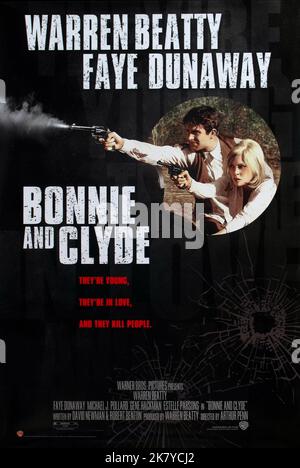 Warren Beatty & Faye Dunaway Poster Film: Bonnie and Clyde (USA 1967) Charaktere: Clyde Barrow, Bonnie Parker Regie: Arthur Penn 18 July 1967 **WARNUNG** Dieses Foto ist nur für den redaktionellen Gebrauch bestimmt und unterliegt dem Copyright von WARNER BROS. Und/oder den Fotografen, der vom Film- oder Produktionsunternehmen beauftragt wurde und nur durch Publikationen im Zusammenhang mit der Bewerbung des oben genannten Films reproduziert werden kann. Eine obligatorische Gutschrift an WARNER BROS. Ist erforderlich. Der Fotograf sollte auch bei Bekanntwerden des Fotos gutgeschrieben werden. Ohne schriftliche Genehmigung der Film Company kann keine kommerzielle Nutzung gewährt werden. Stockfoto