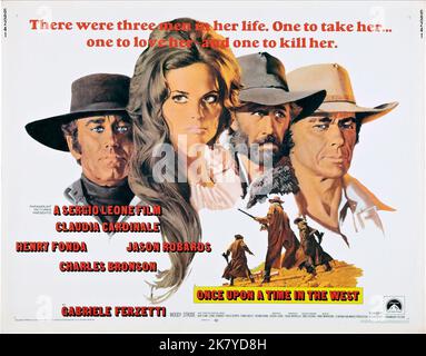 Henry Fonda, Claudia Cardinale, Jason Robards & Charles Bronson Poster Film: Es war einmal im Westen; C'Era Una Volta Il West (C'era una volta il West) Charaktere: Frank, Jill McBain, Cheyenne, Harmonica IT/USA 1968, Regie: Sergio Leone 21 December 1968 **WARNUNG** Dieses Foto ist nur für redaktionelle Zwecke bestimmt und unterliegt dem Copyright von PARAMOUNT PICTURES und/oder des Fotografen, der von der Film- oder Produktionsfirma beauftragt wurde und darf nur von Publikationen im Zusammenhang mit der Bewerbung des oben genannten Films reproduziert werden. Eine obligatorische Gutschrift für PARAMOUNT-BILDER ist erforderlich. Der Fotograf shou Stockfoto