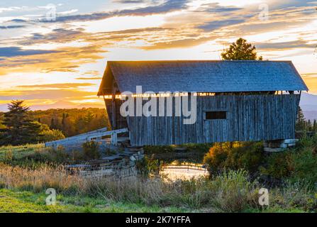 Die AM Foster überdachte Brücke in Cabot, Vermont Stockfoto