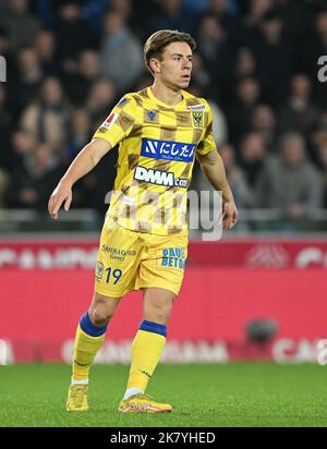 Brugges, Belgien. 19. Oktober 2022. Stan Van Dessel (19) von STVV, abgebildet während eines Fußballspiels der 1. Liga von Jupiler Pro League zwischen dem Club Brugge KV und dem Sint-Truidense VV am Spieltag 13. in der Saison 2022-2023, am Mittwoch, 19. Oktober 2022 in Brügge, Belgien. PHOTO SPORTPIX | DAVID CATRY Credit: David Catry/Alamy Live News Stockfoto