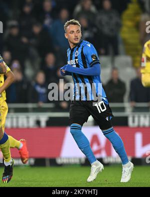 Brugges, Belgien. 19. Oktober 2022. Noa lang (10) des Club Brugge im Rahmen eines Fußballspiels der ersten Liga der belgischen Jupiler Pro League zwischen dem Club Brugge KV und Sint-Truidense VV am Spieltag 13. in der Saison 2022-2023, am Mittwoch, 19. Oktober 2022 in Brügge, Belgien. PHOTO SPORTPIX | DAVID CATRY Credit: David Catry/Alamy Live News Stockfoto