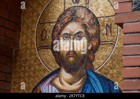 Detail einer byzantinischen oder orthodoxen Mosaikikikikikikone, die das Haupt Jesu Christi darstellt. Toll für Ostern. Stockfoto