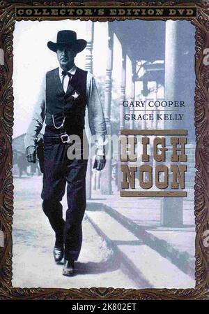 Gary Cooper Poster Film: High Noon (USA 1952) Charaktere: Marshal will Kane Regie: Fred Zinnemann 07 July 1952 **WARNUNG** Dieses Foto ist nur für den redaktionellen Gebrauch bestimmt und unterliegt dem Copyright von UNITED ARTISTS und/oder dem Fotografen, der von der Film- oder Produktionsfirma beauftragt wurde und darf nur durch Publikationen im Zusammenhang mit der Bewerbung des oben genannten Films reproduziert werden. Eine obligatorische Gutschrift für UNITED ARTISTS ist erforderlich. Der Fotograf sollte auch bei Bekanntwerden des Fotos gutgeschrieben werden. Ohne schriftliche Genehmigung der Film Company kann keine kommerzielle Nutzung gewährt werden. Stockfoto