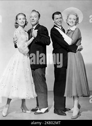 Grace Kelly, Bing Crosby, Frank Sinatra & Celeste Holm Film: High Society (USA 1956) Charaktere: Tracy Samantha Lord, C.K. Dexter-Haven, Mike Connor, Liz Imbrie Director: Charles Walters 17 July 1956 **WARNUNG** Dieses Foto ist nur für redaktionelle Zwecke bestimmt und unterliegt dem Copyright von MGM und/oder dem von der Film- oder Produktionsfirma beauftragten Fotografen und kann nur durch Publikationen im Zusammenhang mit der Bewerbung des oben genannten Films reproduziert werden. Eine obligatorische Gutschrift an MGM ist erforderlich. Der Fotograf sollte auch bei Bekanntwerden des Fotos gutgeschrieben werden. Eine kommerzielle Nutzung kann ohne schriftliche Genehmigung nicht gewährt werden Stockfoto