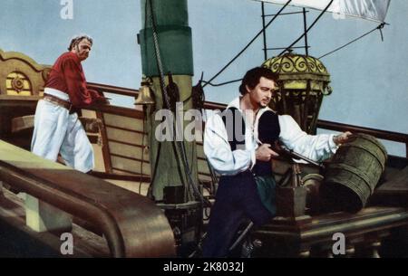 Alan Hale & Anthony Dexter Film: Captain Kidd And The Slave Girl (1954) Charaktere: & Capt. William Kidd Regie: Lew Landers 20 May 1954 **WARNUNG** Dieses Foto ist nur für den redaktionellen Gebrauch bestimmt und unterliegt dem Copyright von EDWARD SMALL PRODUCTIONS und/oder des Fotografen, der von der Film- oder Produktionsfirma beauftragt wurde, und kann nur von Publikationen im Zusammenhang mit der Bewerbung des oben genannten Films reproduziert werden. Eine obligatorische Gutschrift an EDWARD SMALL PRODUCTIONS ist erforderlich. Der Fotograf sollte auch bei Bekanntwerden des Fotos gutgeschrieben werden. Ohne schriftliche Genehmigung der Film Compan kann keine kommerzielle Nutzung gewährt werden Stockfoto