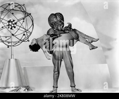 Faith Domergue & Alien Film This Island Earth (1957) Charaktere: Dr. Ruth Adams & 01. Juni 1955 **WARNUNG** dieses Foto ist nur für redaktionelle Zwecke bestimmt und unterliegt dem Copyright der UI und/oder des Fotografen, der von der Film- oder Produktionsgesellschaft zugewiesen wurde. Es kann nur durch Veröffentlichungen in Verbindung mit der Werbung für den oben genannten Film reproduziert werden. Eine obligatorische Gutschrift für UI ist erforderlich. Der Fotograf sollte ebenfalls angerechnet werden, wenn er bekannt ist. Ohne schriftliche Genehmigung der Film Company kann keine kommerzielle Nutzung gewährt werden. Stockfoto