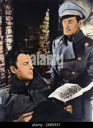 Stewart Granger Film: Der Gefangene von Zenda (USA 1952) Charaktere: Rudolf Rassendyll Regie: Richard Thorpe 04 November 1952 **WARNUNG** Dieses Foto ist nur für redaktionelle Zwecke bestimmt und unterliegt dem Copyright von MGM und/oder dem von der Film- oder Produktionsfirma beauftragten Fotografen und kann nur durch Publikationen im Zusammenhang mit der Bewerbung des oben genannten Films reproduziert werden. Eine obligatorische Gutschrift an MGM ist erforderlich. Der Fotograf sollte auch bei Bekanntwerden des Fotos gutgeschrieben werden. Ohne schriftliche Genehmigung der Film Company kann keine kommerzielle Nutzung gewährt werden. Stockfoto