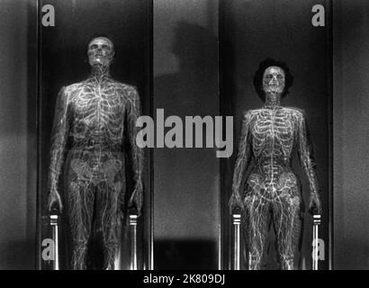 Special Effects Scene Film This Island Earth (1956) 01. Juni 1955 **WARNUNG** dieses Foto ist nur für redaktionelle Zwecke bestimmt und unterliegt dem Urheberrecht der UI und/oder des Fotografen, der von der Film- oder Produktionsgesellschaft beauftragt wurde. Es kann nur durch Veröffentlichungen in Verbindung mit der Werbung für den oben genannten Film reproduziert werden. Eine obligatorische Gutschrift für UI ist erforderlich. Der Fotograf sollte ebenfalls angerechnet werden, wenn er bekannt ist. Ohne schriftliche Genehmigung der Film Company kann keine kommerzielle Nutzung gewährt werden. Stockfoto