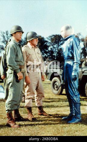Michael Rennie Film The Day the Earth Standed still (USA 1951) Charaktere: Klaatu Regie: Robert Wise 18. September 1951 **WARNUNG** dieses Foto ist nur für redaktionelle Zwecke bestimmt und unterliegt dem Urheberrecht von 20TH CENTURY FOX und/oder dem Fotografen, der von der Film or Production Company beauftragt wurde. Eine obligatorische Gutschrift für 20TH CENTURY FOX ist erforderlich. Der Fotograf sollte ebenfalls angerechnet werden, wenn er bekannt ist. Ohne schriftliche Genehmigung der Film Company kann keine kommerzielle Nutzung gewährt werden. Stockfoto