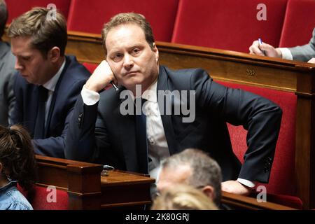 Die stellvertretende Abgeordnete Sylvain Maillard nimmt an einer Fragestunde an die Regierung in der französischen Nationalversammlung am 18. Oktober 2022 in Paris, Frankreich, Teil. Foto von David Niviere/ABACAPRESS.COM Stockfoto