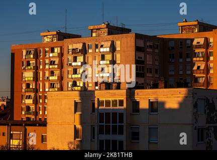 Ehemalige sowjetische Betonblockhäuser in Osteuropa Stockfoto