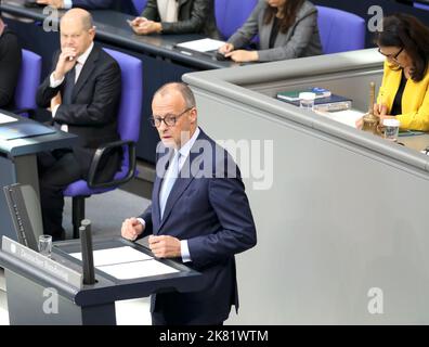 Berlin, 20. Oktober 2022.Friedrich Merz, Vorsitzender der CDU/CSU-Fraktion und damit Oppositionsführer im Deutschen Bundestag 20., während der Plenarsitzung 62.. Quelle: Jürgen Nowak/Alamy Live News. Stockfoto