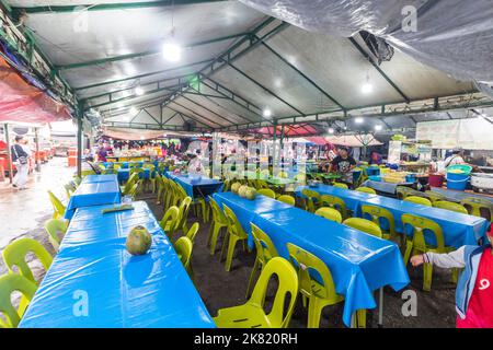 Ein Open-Air-Restaurant in Kota Kinabalu, Sabah, Malaysia Stockfoto