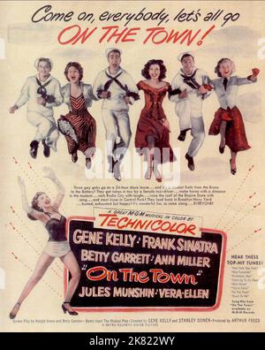 Filmplakat mit Frank Sinatra & Gene Kelly Film: On the Town (USA 1949) Charaktere: MIT Chip & Gabey Regie: Stanley Donen & Gene Kelly 08 December 1949 **WARNUNG** Dieses Foto ist nur für den redaktionellen Gebrauch bestimmt und unterliegt dem Copyright von MGM und/oder dem Fotografen, der von der Film- oder Produktionsfirma beauftragt wurde, und kann nur durch Publikationen im Zusammenhang mit der Bewerbung des oben genannten Films reproduziert werden. Eine obligatorische Gutschrift an MGM ist erforderlich. Der Fotograf sollte auch bei Bekanntwerden des Fotos gutgeschrieben werden. Ohne schriftliche Genehmigung der Film Company kann keine kommerzielle Nutzung gewährt werden. Stockfoto